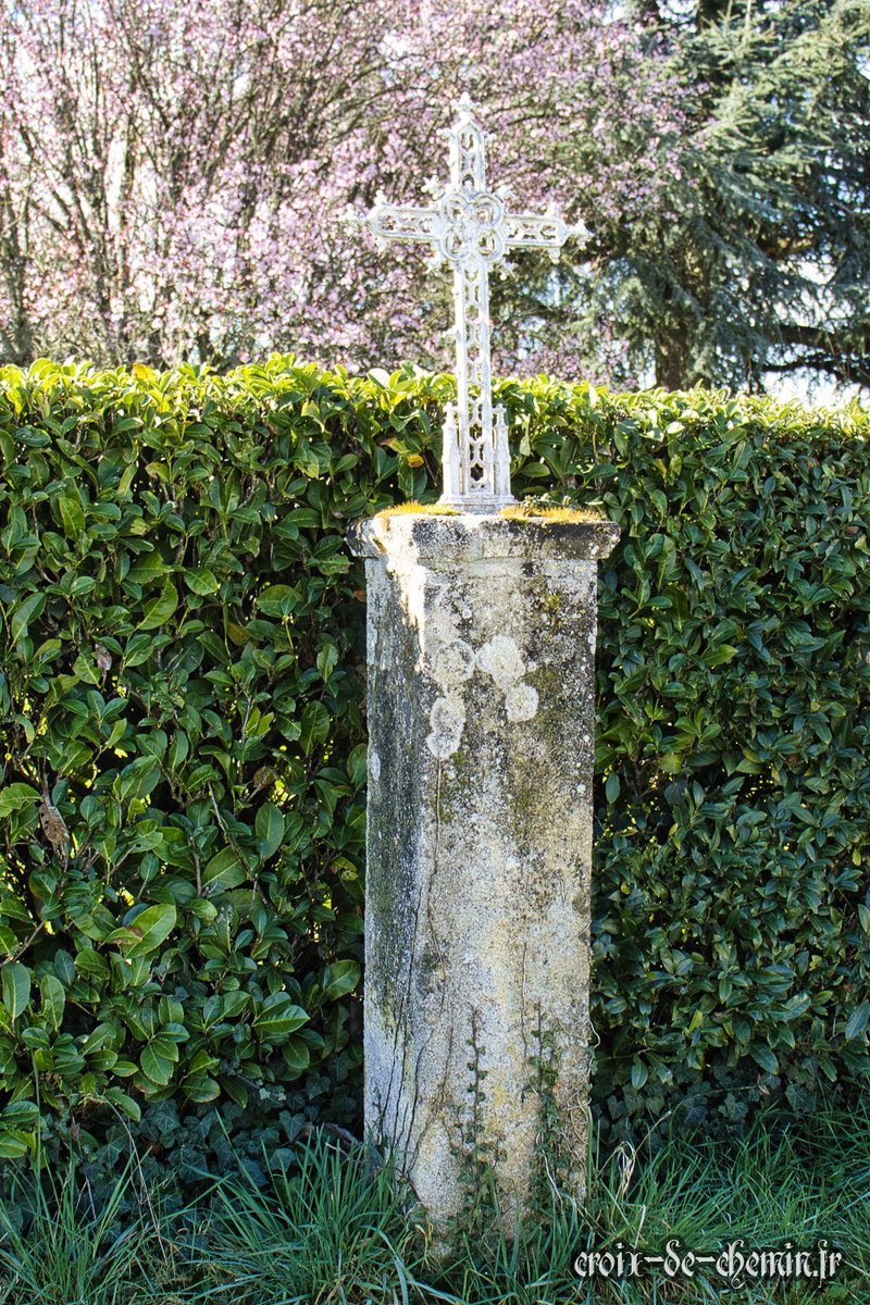 Croix de Chemin tweet media