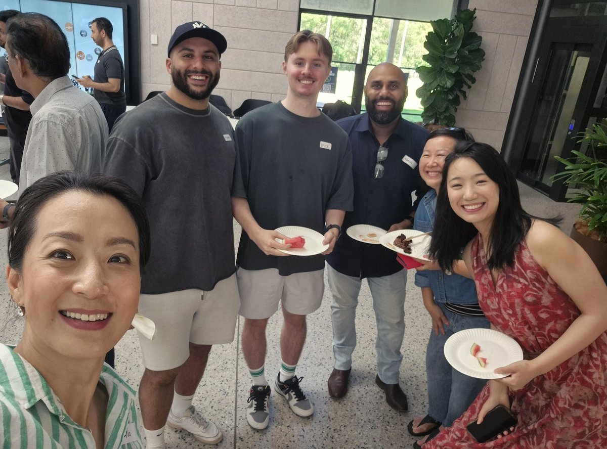 Spacecubed tweet media