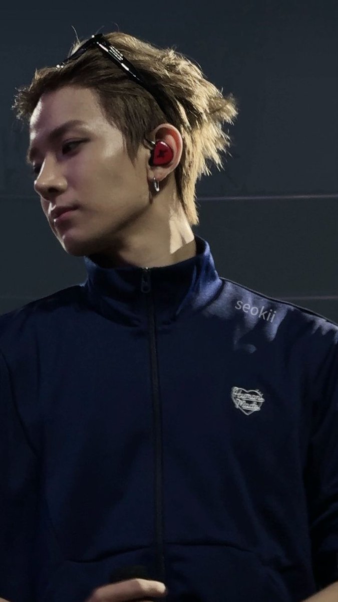 diatas ganteng masih ada lee heeseung. ini cowo gantengnya bener-bener ganteng banget😭