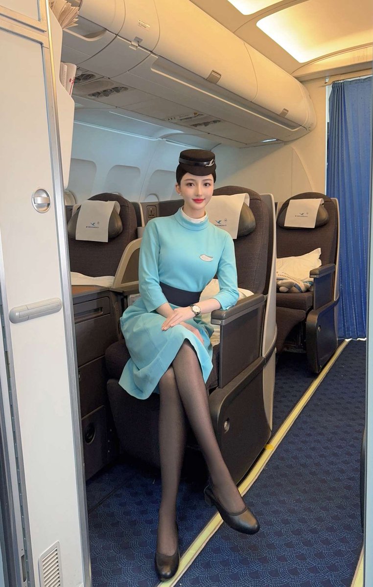 厦航空姐莓心 tweet media