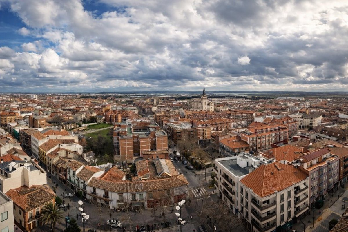 Hora Azulona tweet media