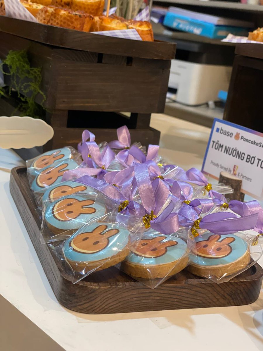 PancakeSwap tweet media