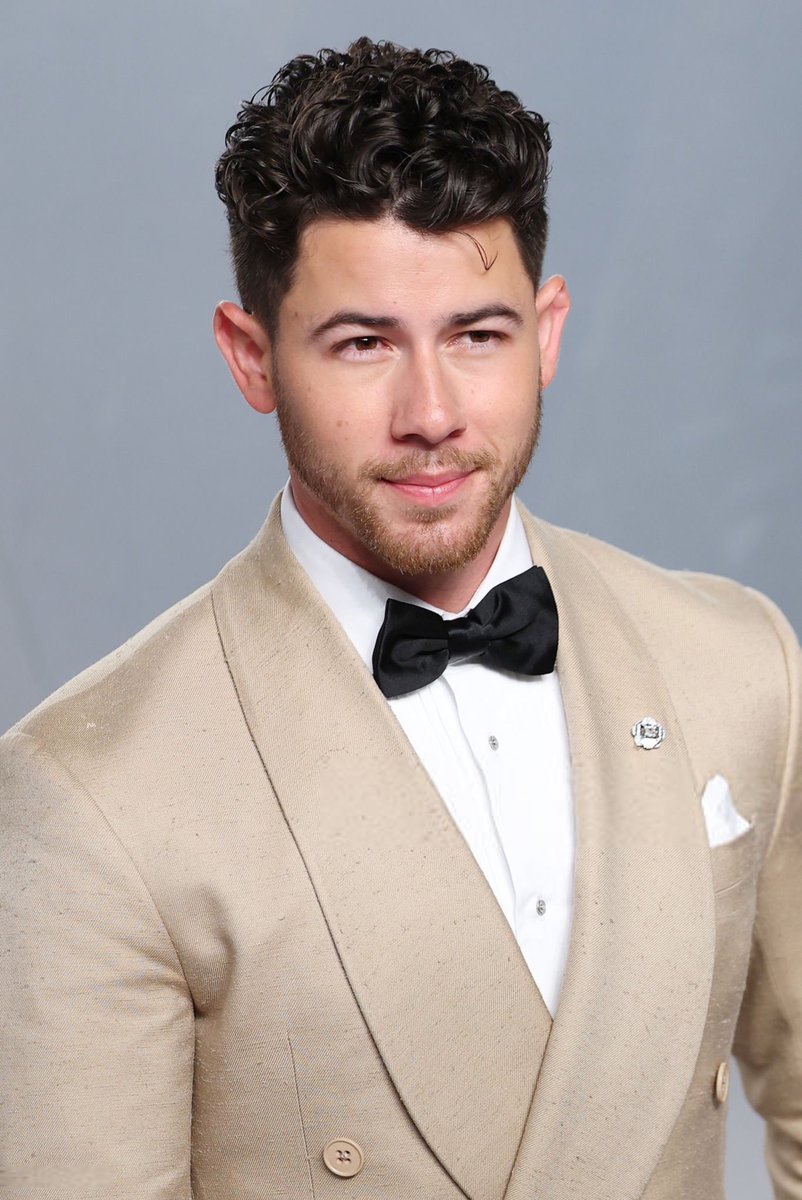 📸: Nick Jonas na festa do Oscar da Vanity Fair. 🩵