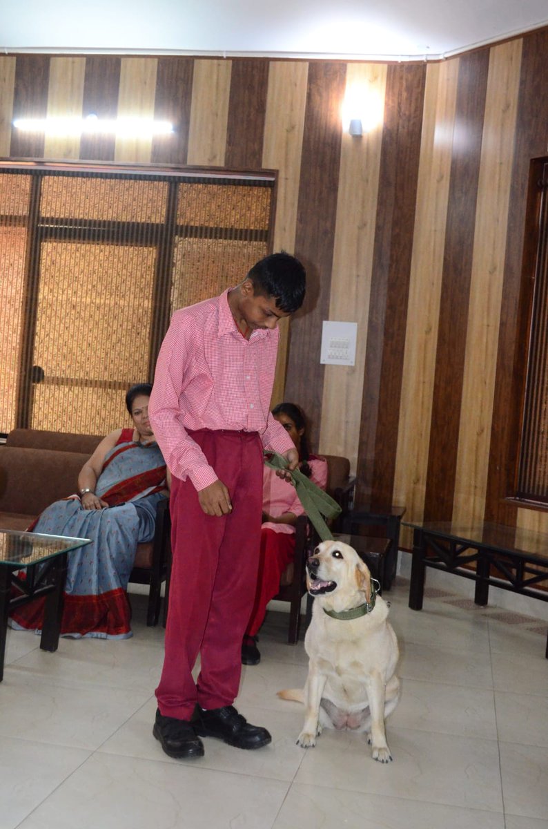 suryacommand's tweet photo. "𝗛𝗲𝗮𝗹𝗶𝗻𝗴 𝗣𝗮𝘄𝘀, 𝗛𝗮𝗽𝗽𝘆 𝗛𝗲𝗮𝗿𝘁𝘀."

A special Canine Therapy session was conducted at #AshaSchool #Lucknow by Canine Unit of #CentralCommand, The initiative brought joy engagement and therapeutic support to Children with Special Needs (CwSN) through structured dog assisted therapy.

Dog Assisted Therapy (DAT) fosters a natural human animal bond that helps make therapeutic activities more engaging and interactive. The presence of trained Army dogs created a comforting environment that helped reduce anxiety and stress while encouraging emotional connection motor activity and social interaction among the children.

Such initiatives highlight the compassionate outreach of the #IndianArmy and its commitment to supporting inclusive development while bringing smiles confidence and positivity to young hearts.

#IndianArmy #SuryaCommand #CanineTherapy #AshaSchool #CommunityCare #TherapyDogs #ServingHumanity

@adgpi
@ProDefLko
@PROdefprayagraj
@PIB_India
@HQ_IDS_India
@PRODefDehradun
@UBArea_IA