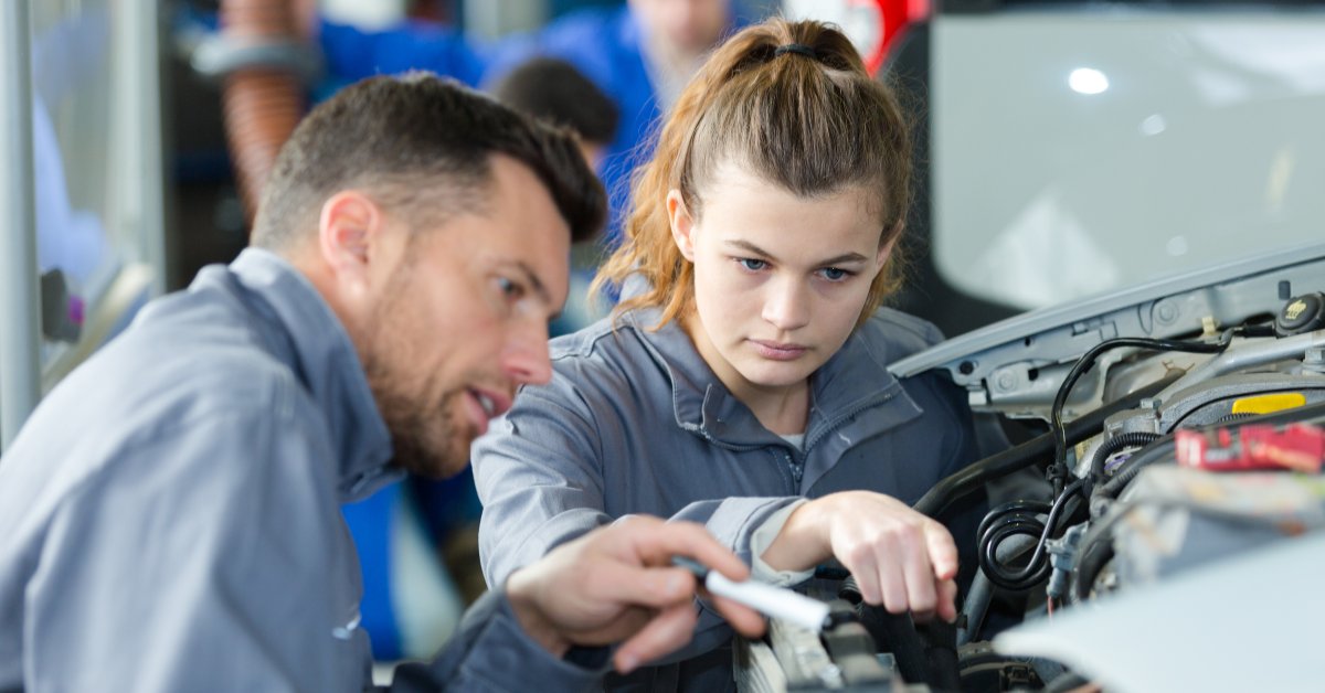 Hellowork tweet media