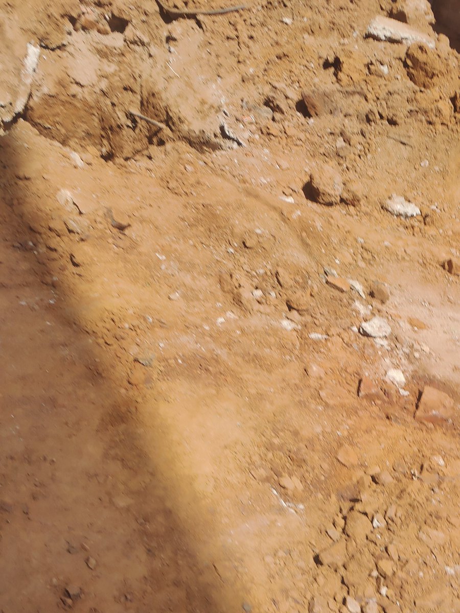 eeshu97's tweet photo. @GwaliorGMC 
The condition of harishankar Puram is very badly and dangerous for local people I see the drainage pits are open everywhere &amp; yest I fell down on my bike very scary for children we can't even go to our daily offices. Please close this and repair the roads thanks https://t.co/qNDJaoJx4G