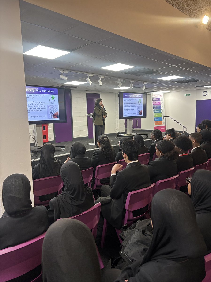 Small Heath Leadership Academy tweet media