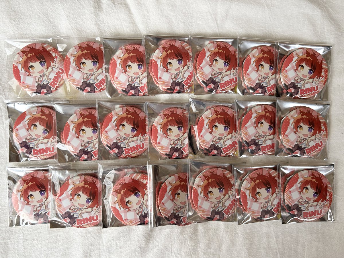 f_lowerth's tweet photo. 【讓渡】すとぷり 莉犬くん

譲) 画像  他にもぬいぐるみやカード類、缶バなど沢山あるためお声がけください

求) PayPay or メルカリ

ご希望額を提示してください
早急に手放したいため、金額交渉受付〇

 #莉犬くんグッズ買取   #すとぷりグッズ買取  #すとぷりグッズ回収  #すとぷりグッズ譲渡 https://t.co/6pgqzOXvN0