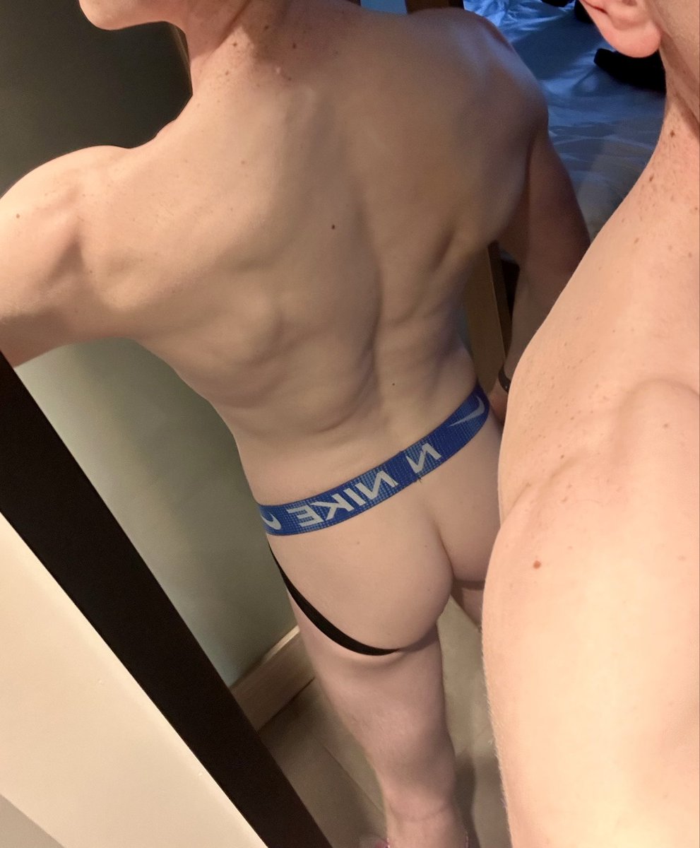 TheRedheadBritGay tweet media