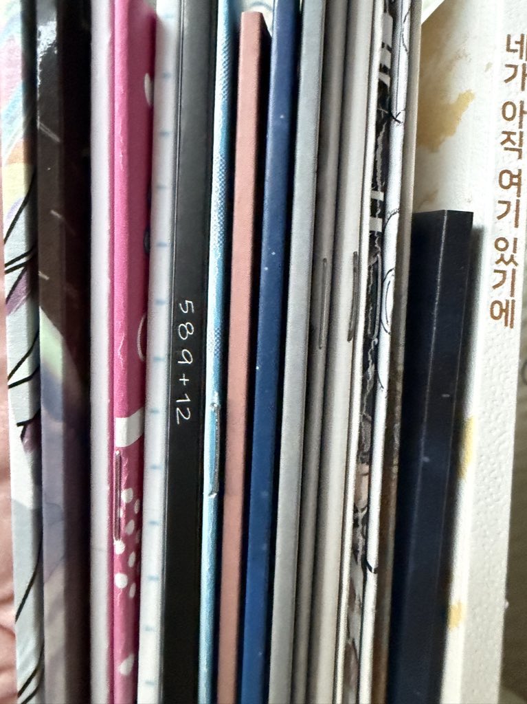 OCTRFF7's tweet photo. 회지다읽고오열중 https://t.co/D3XtTTSvbK