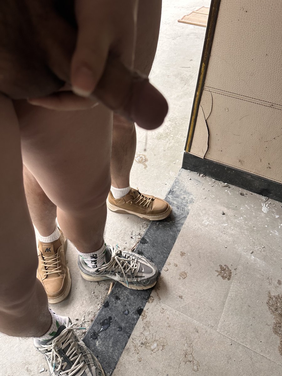 Lheyneker17 tweet media