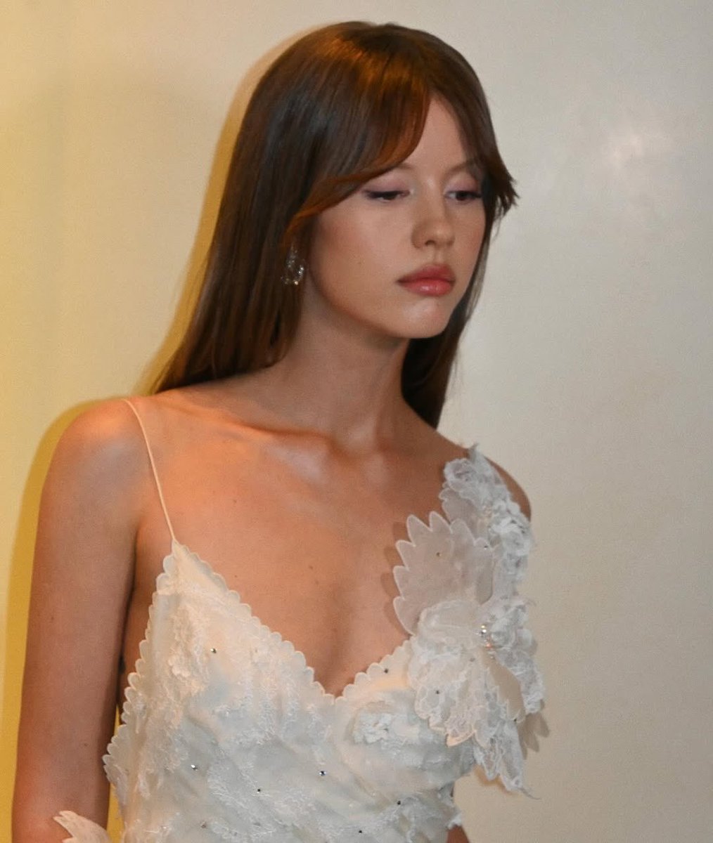 best of mia goth tweet media