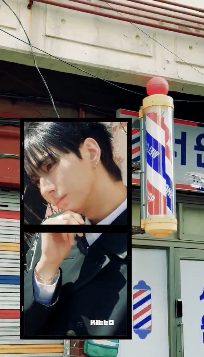 am i crazy or they lowk look alike