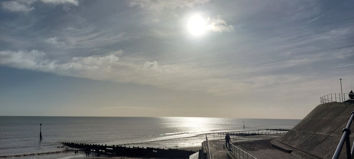 DR SIMON LEE tweet media