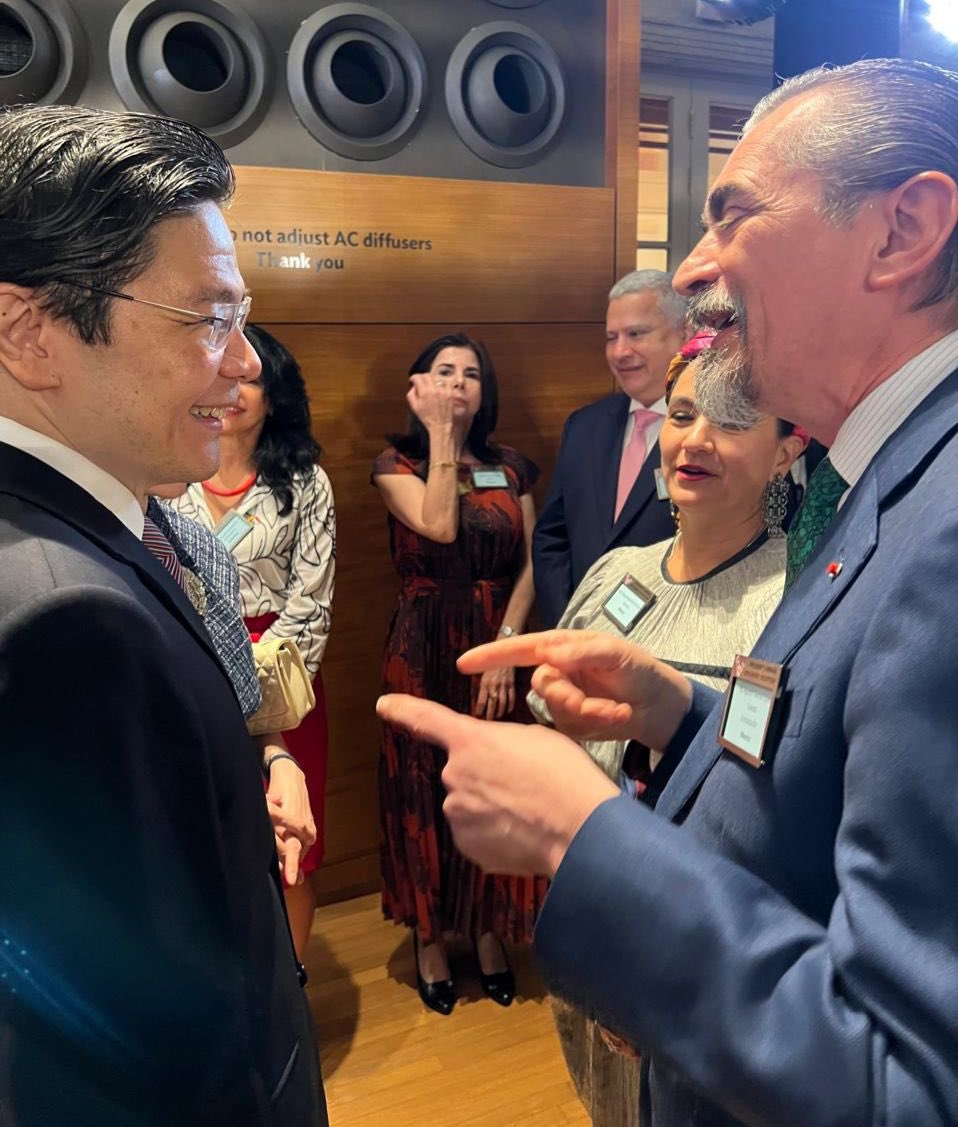 Agustín García-López tweet media