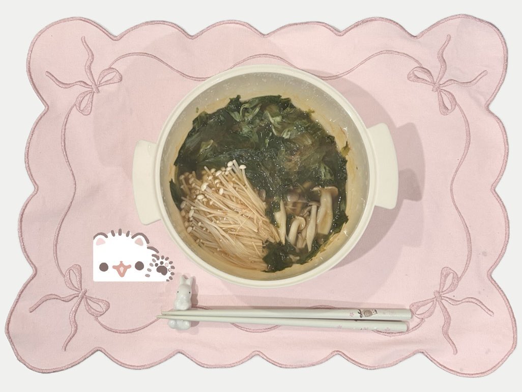 ごぬきゅ tweet media