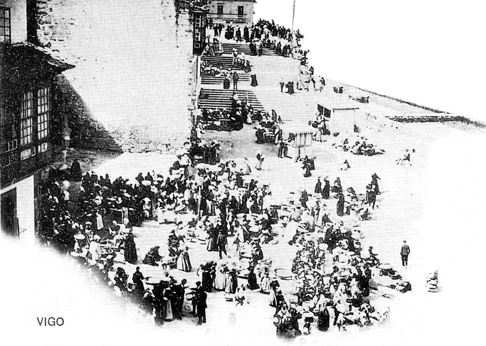 Aínda que pode resultar difícil de recoñecer, a zona da Pedra albergou durante décadas o mercado de peixe, unha actividade que, aínda que limitada e moi centrada na ostra, aínda marca o carácter da zona!  #CCVVi