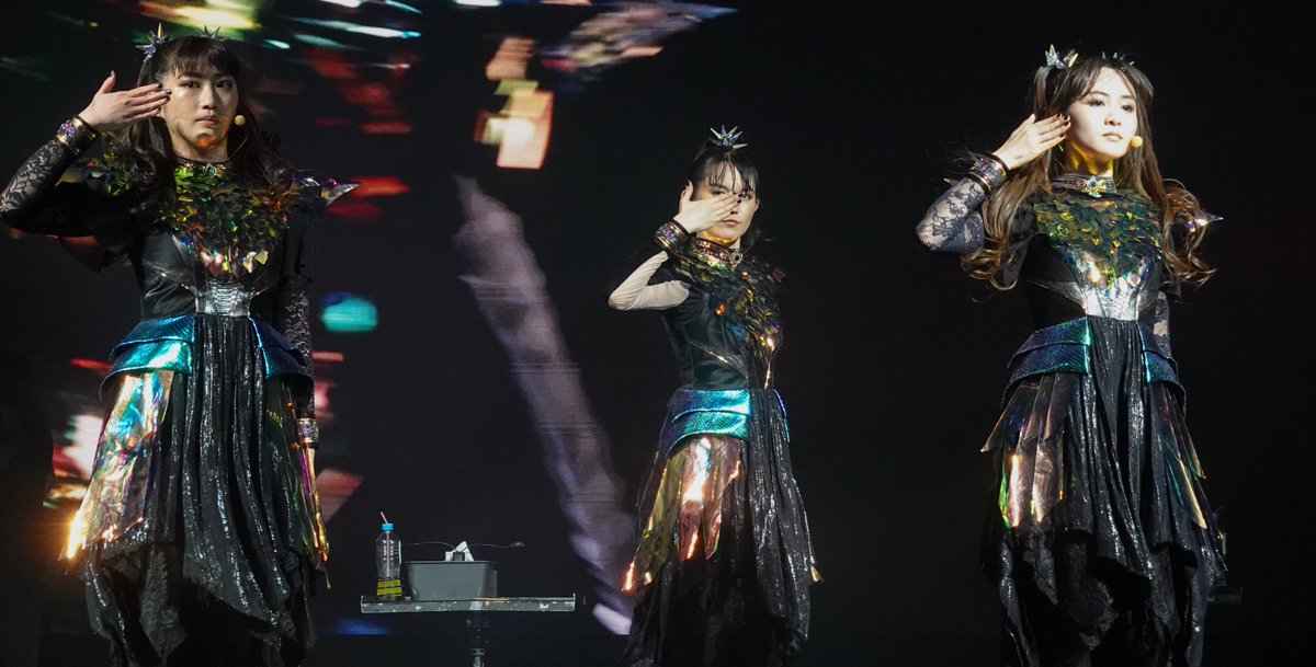 dufudufutk's tweet image. My Queen

ドキモがカワイイ系ならこっちはカッコいい系の曲、基本シリアスな表情でクールに踊る。

ダンスのカッコいい瞬間をまだ思うように捉えることができていないので今後の課題。

#BABYMETAL
#Adelaide