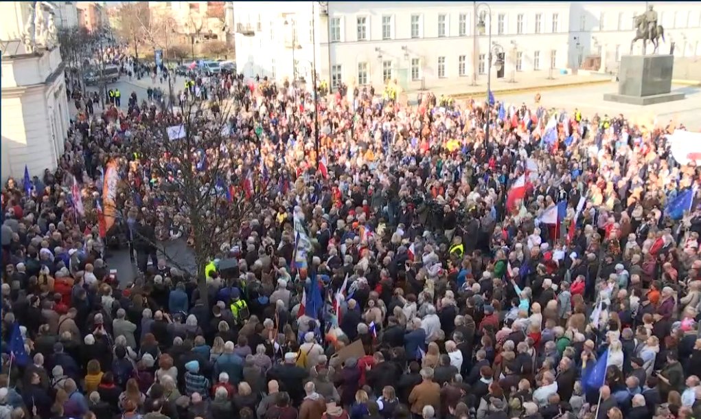 Andrzej Holinka 🇵🇱 #Nawrocki2025 🇵🇱 ✌️ tweet media