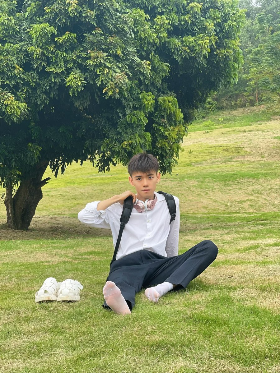 袁仲夏 tweet media