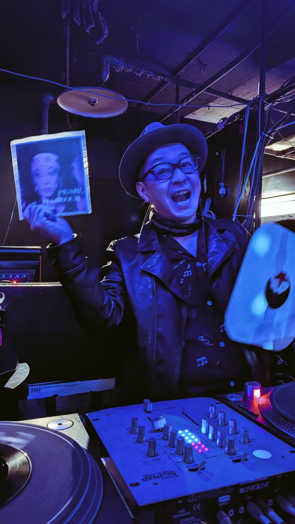 みね子 tweet media