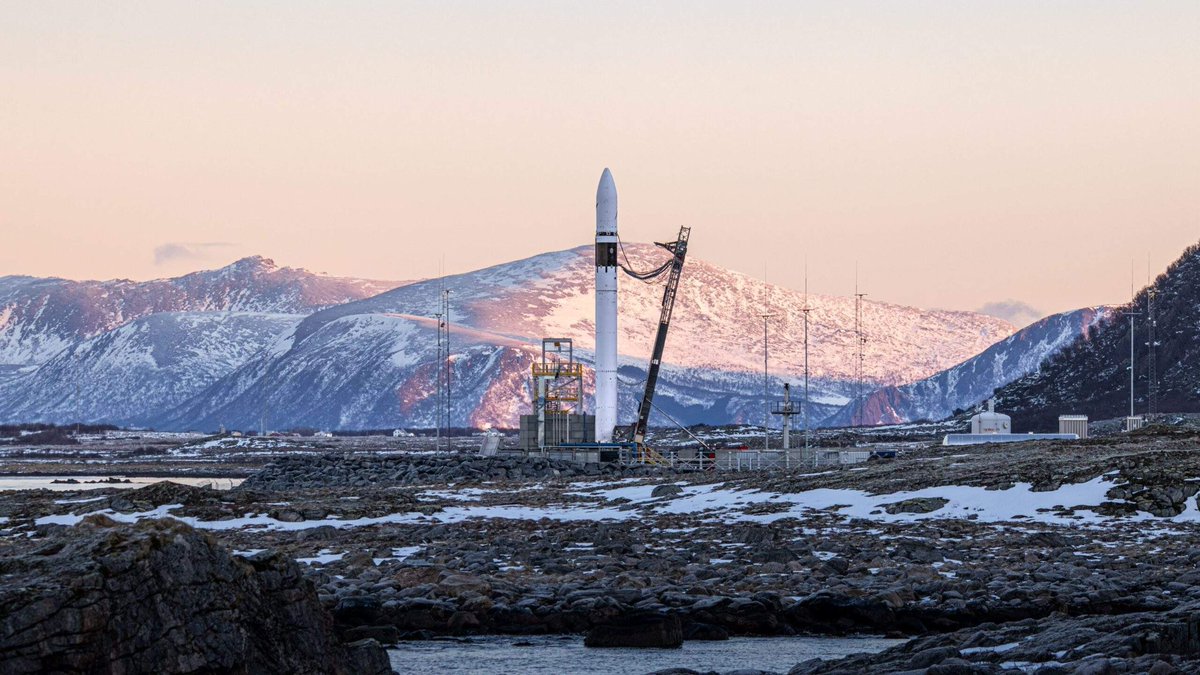 AstroSpace.it tweet media