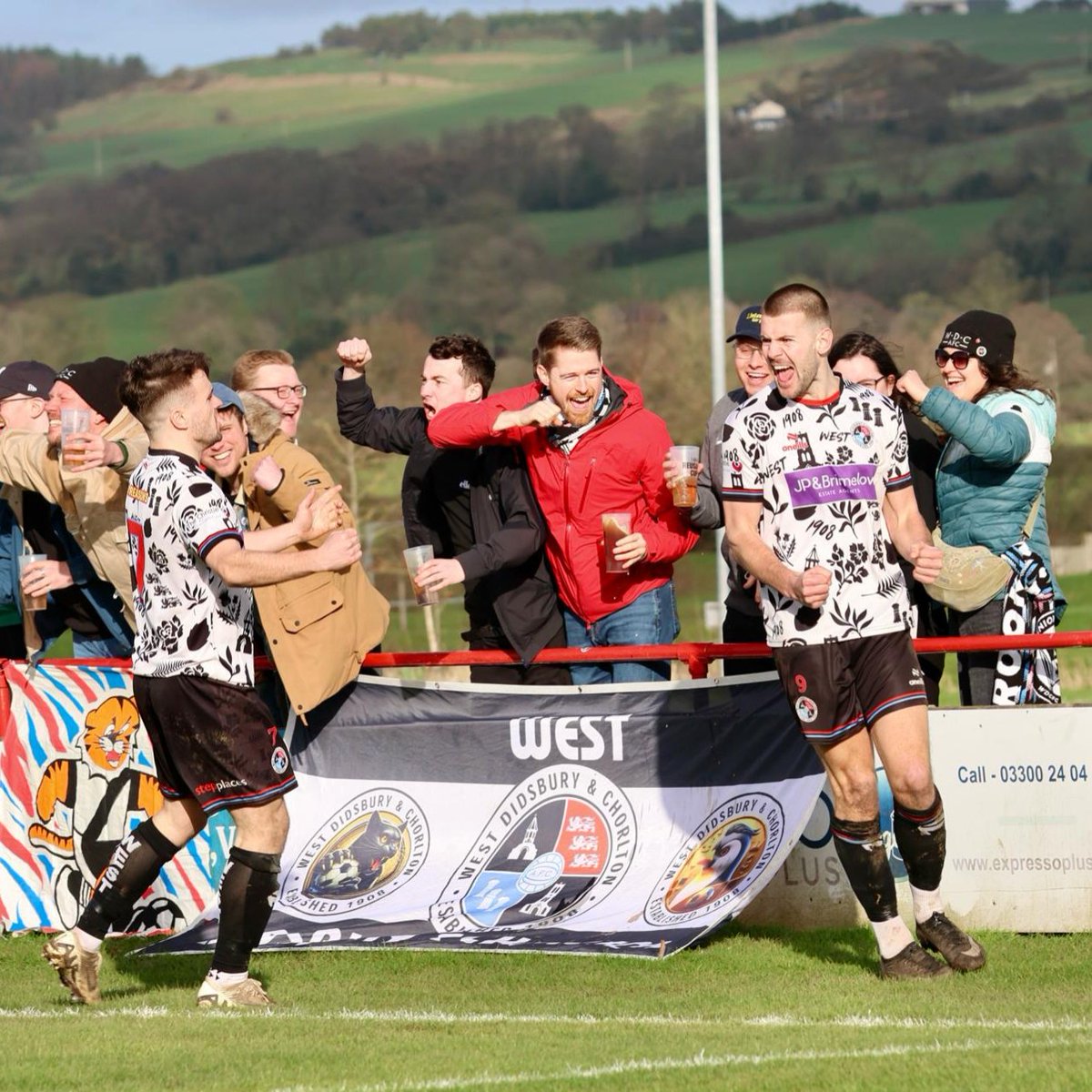 WD_CFC's tweet photo. Next up, a trip to Ramsbottom tomorrow evening in search of an important win.

Please note, it's cash only throughout the ground.

🆚 Ramsbottom United
🛣️ Away
🕗 7:45pm kickoff
📍 Harry Williams Riverside Stadium, BL0 0BS
🎟️  £9 | £5 conc | £1 U12s
🔗 https://t.co/FQCbBfF09h https://t.co/nwEL8OJhj3