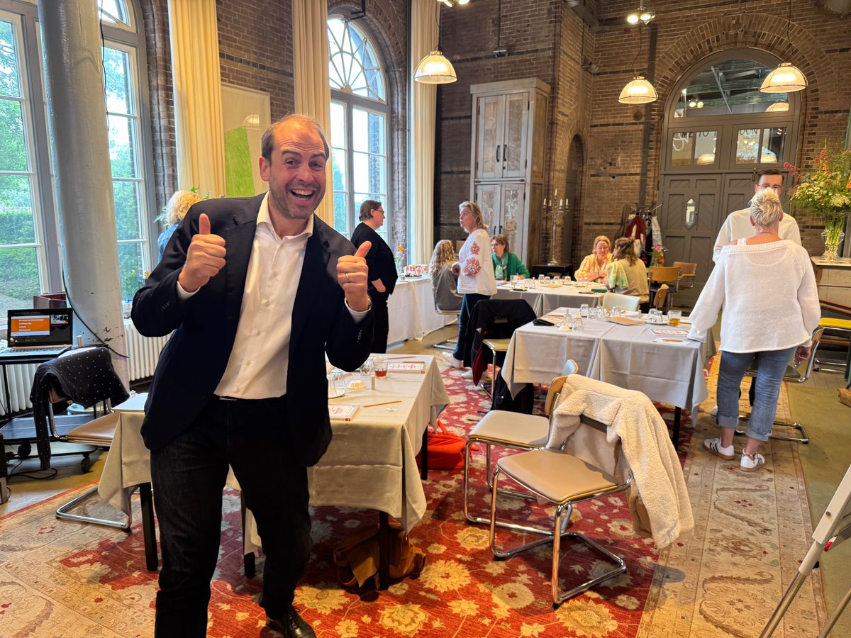 Effectivents's tweet photo. Jij, DE Event Expert. Training Positionering als Event Expert. Volgende editie op 15 april in Dordrecht. Bekijk het programma op https://t.co/KH5OtqYq7g
#eventprofs #events #eventbranche https://t.co/iHHK4OikYc