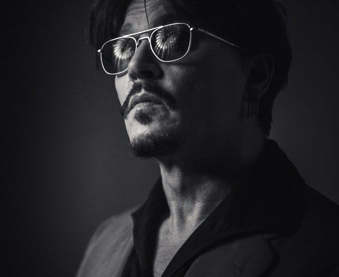 Johnny Depp tweet media