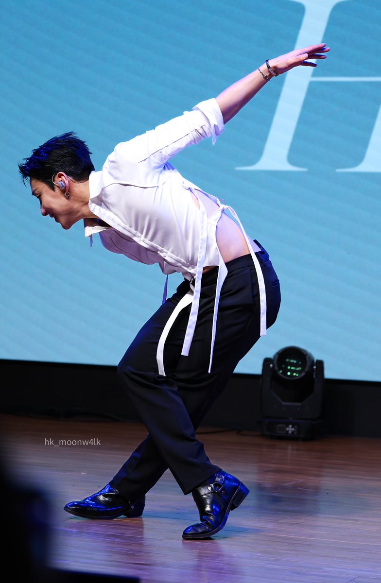 Moon JongUp Fan Meeting in Seoul

Forever 1004

#moonjongup #hk_moonw4lk 
#문종업