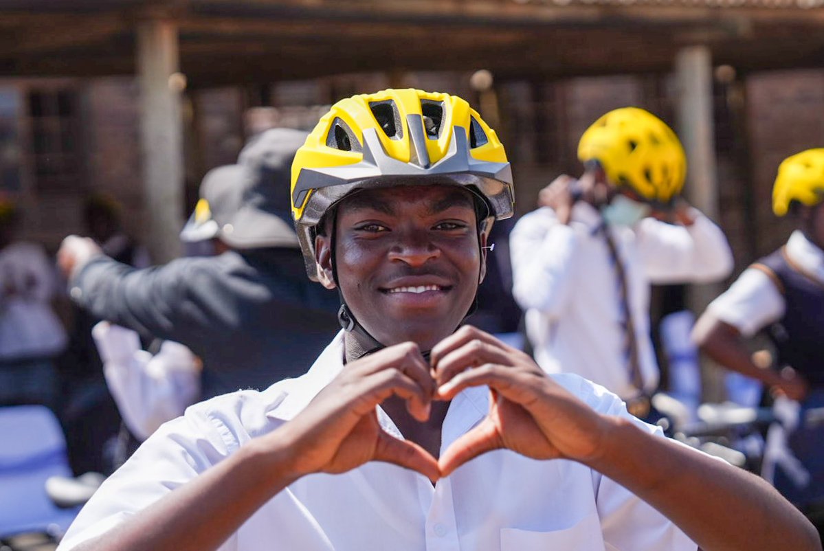 Qhubeka Charity tweet media