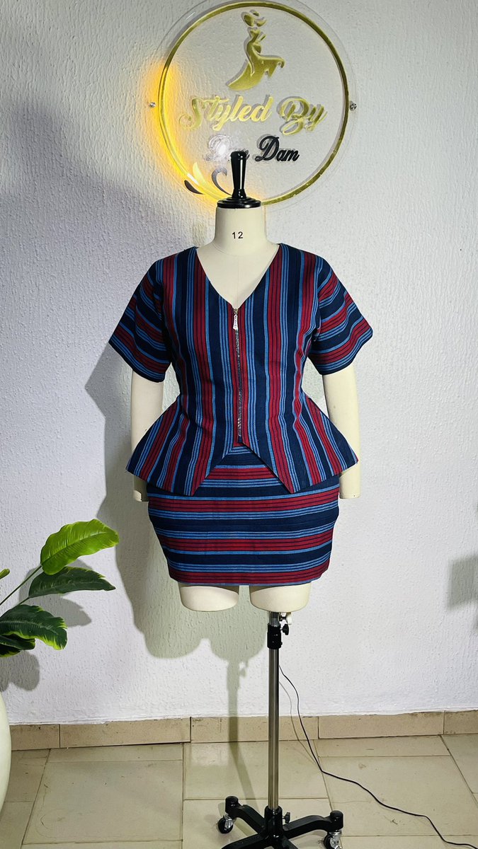 dam_____dam's tweet photo. Icl, Asooke is a top tier fabric.🥹❤️💙 https://t.co/Bqyul3e3WX