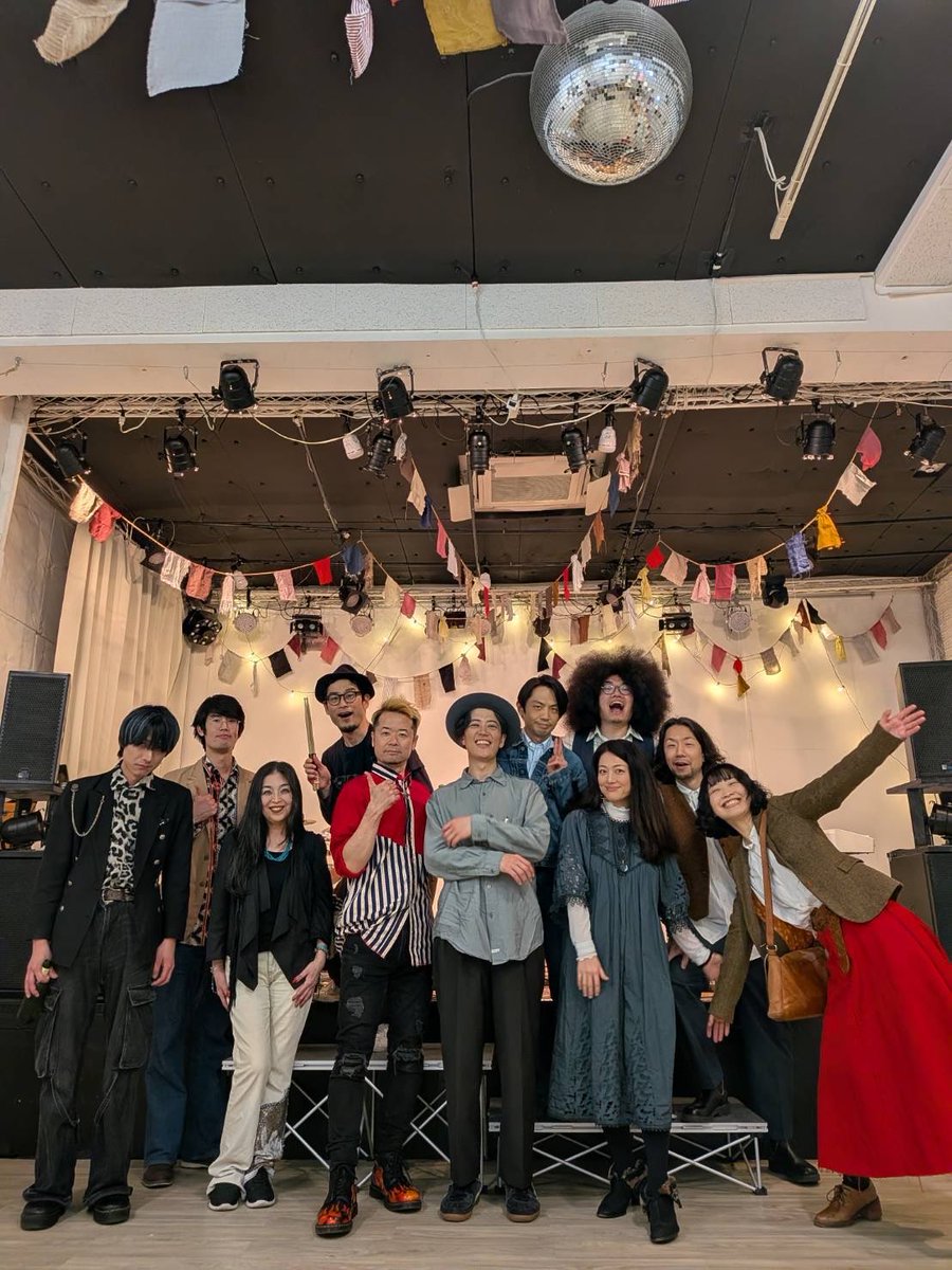 昨夜は齊藤ジョニー君企画「BARN! BARN! BARN!」に出演させていただきました🥳温かく聴いていただいた皆さん、ありがとうございました🙇
ジョニー君の音楽との真摯な向き合い方が大好きなんです。きっと昨日あそこにいた人にはわかってもらえるよね？
素晴らしい共演者の皆さんにも感謝🙏

#いのちく