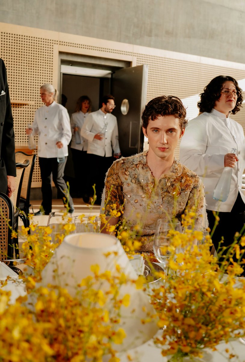 CocoLingo Photo Dept. tweet media