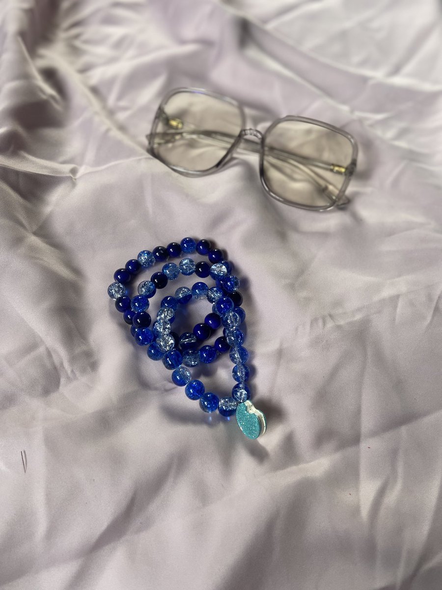 beh_car's tweet photo. Good morning everyone ☺️

I’m now in the business of making beautiful bead bags and accessories. Please patronize 🤭 https://t.co/WG8svpLUpA