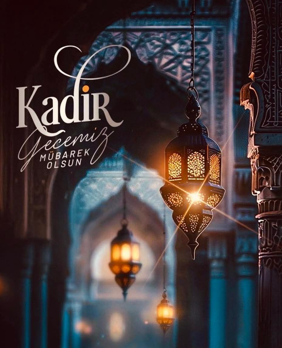 Bu gece Meleklerin yeryüzünü Selamladığı, Rahmet kapılarının ardına kadar açıldığı mübarek Kadir gecesi...
Bu mübarek gecenin ülkemize olmak üzere tüm İslam alemine huzur, barış ve bereket getirmesini temenni ediyorum.
Mübarek Kadir gecemiz Hayırlara vesile olsun...