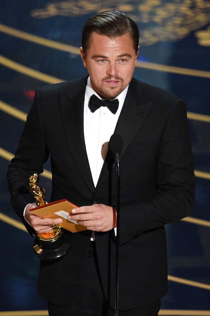 iam_sijo99's tweet photo. Top 30 Movies with the Most #Oscars Wins

1.  Ben-Hur (1959) – 11 Oscars
2.  The Lord of the Rings: The Return of the King (2003) – 11 Oscars
3.  Titanic (1997) – 11 Oscars
4.  West Side Story (1961) – 10 Oscars
5.  The English Patient (1996) – 9 Oscars
6.  Gigi (1958) – 9 Oscars
7.  The Last Emperor (1987) – 9 Oscars
8.  Amadeus (1984) – 8 Oscars
9.  Cabaret (1972) – 8 Oscars
10.  From Here to Eternity (1953) – 8 Oscars
11.  Gandhi (1982) – 8 Oscars
12.  Gone with the Wind (1939) – 8 Oscars
13.  My Fair Lady (1964) – 8 Oscars
14.  On the Waterfront (1954) – 8 Oscars
15.  Slumdog Millionaire (2008) – 8 Oscars
16.  The Best Years of Our Lives (1946) – 7 Oscars
17.  The Bridge on the River Kwai (1957) – 7 Oscars
18.  Dances with Wolves (1990) – 7 Oscars
19.  Everything Everywhere All at Once (2022) – 7 Oscars
20.  Going My Way (1944) – 7 Oscars
21.  Gravity (2013) – 7 Oscars
22.  Lawrence of Arabia (1962) – 7 Oscars
23.  Oppenheimer (2023) – 7 Oscars
24.  Out of Africa (1985) – 7 Oscars
25.  Patton (1970) – 7 Oscars
26.  Schindler’s List (1993) – 7 Oscars
27.  Shakespeare in Love (1998) – 7 Oscars
28.  The Sting (1973) – 7 Oscars
29.  All About Eve (1950) – 6 Oscars
30.  Chicago (2002) – 6 Oscars