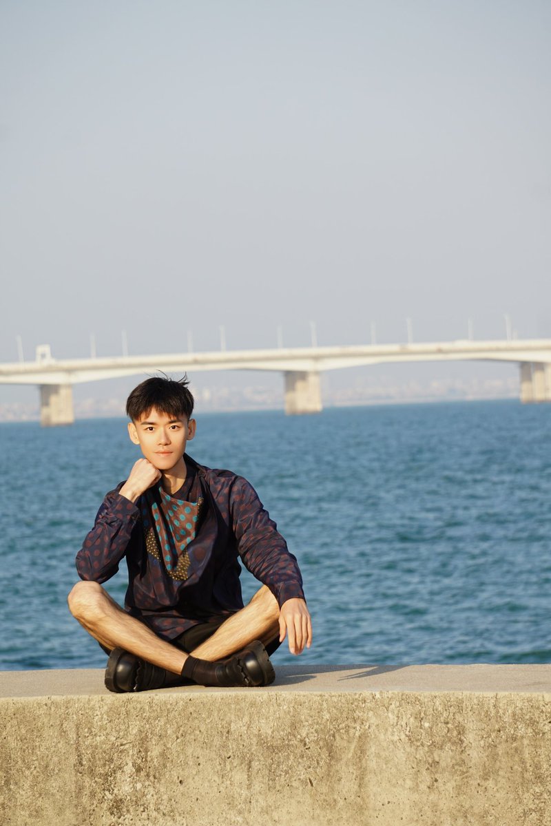 袁仲夏 tweet media