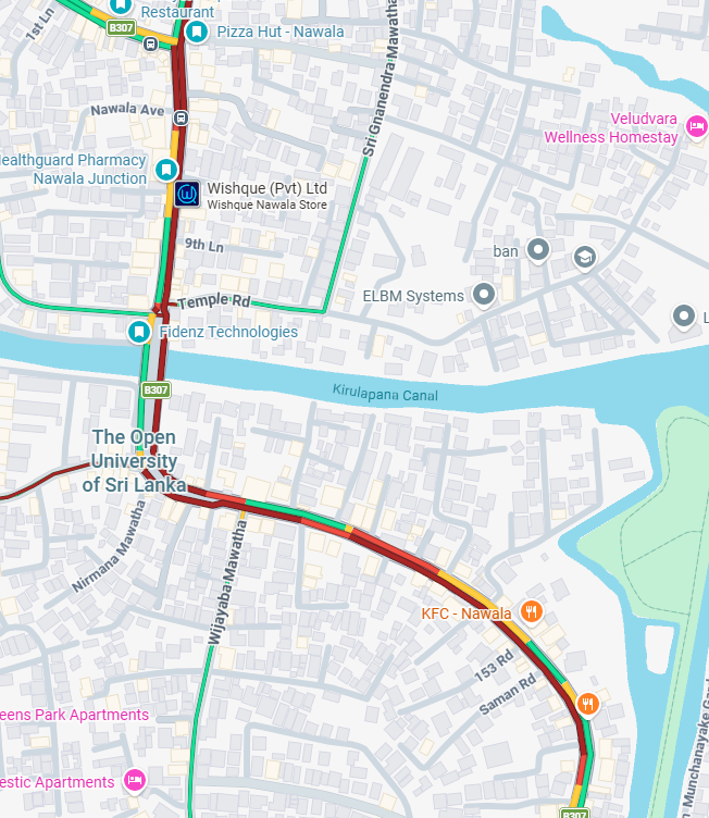 erangatennakoon's tweet photo. Heavy traffic near the Open University Synopec gas station. #FuelCrisisSL #FuelPassSL https://t.co/vCbBZ4LSkA