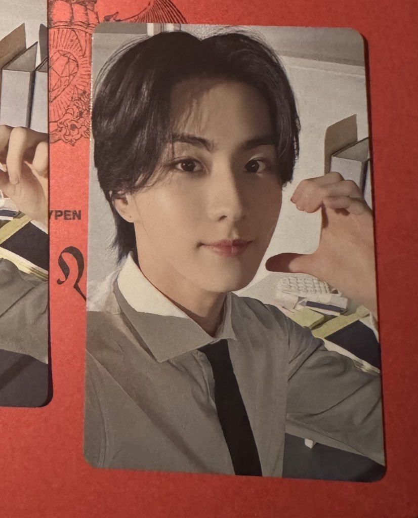 EwmyDe's tweet photo. ENHYPEN交換
 House of Vampire

譲　嫉妬　ジェイ
　　��頼　ジョンウォン

求　同種 ニキ

郵送交換のみの交換
お気軽にお声掛けください♪ https://t.co/xlHMPSpDPJ