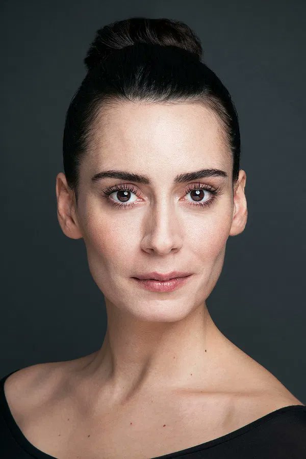 fatihcunkioglu's tweet photo. yerli dizi castingi değil. NBC tipolojisi diye bir şey var. soluk, jest ve mimiğe alan bırakmayan keskin yüz hatları.

https://t.co/yAQvbw7463 https://t.co/UCDUFVeV1v