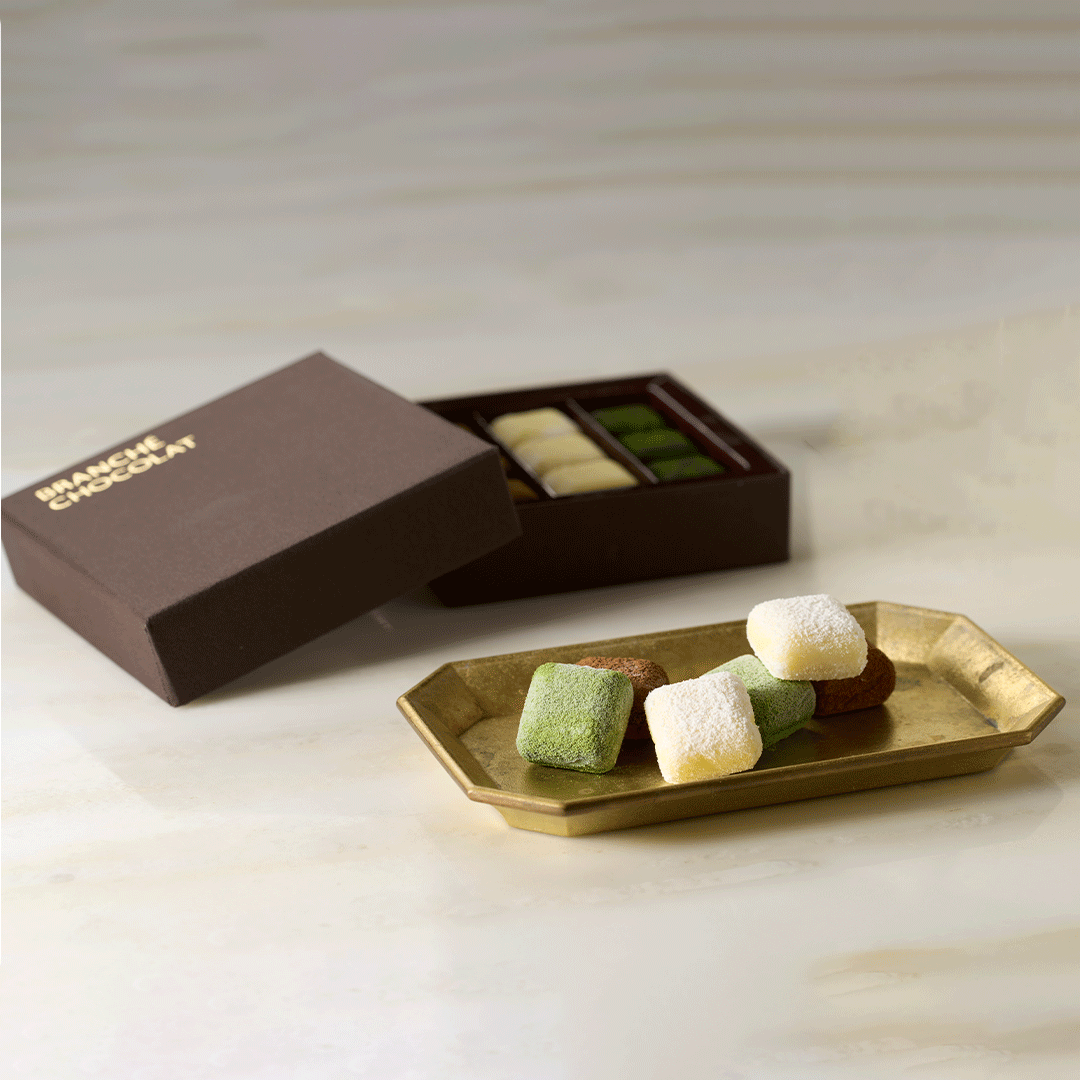 branchechocolat's tweet photo. 完売しておりました「生チョコレート3種アソート」が本日入荷いたしました。

少量の入荷となりますので、
気になる方はぜひお早目にお買い求めください✨

🍫https://t.co/RbZ5a4vAVO https://t.co/AO6raE2b2G