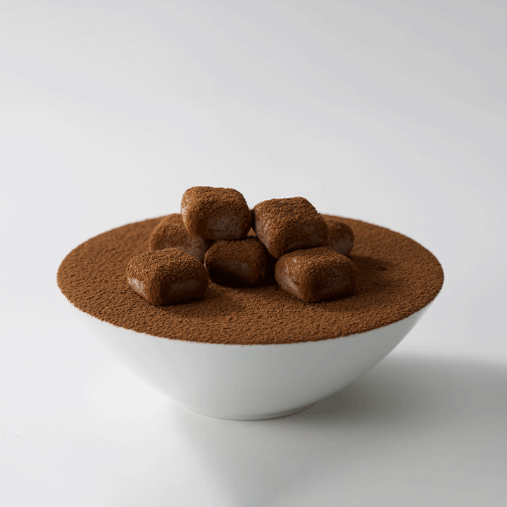 branchechocolat's tweet photo. 完売しておりました「生チョコレート3種アソート」が本日入荷いたしました。

少量の入荷となりますので、
気になる方はぜひお早目にお買い求めください✨

🍫https://t.co/RbZ5a4vAVO https://t.co/AO6raE2b2G