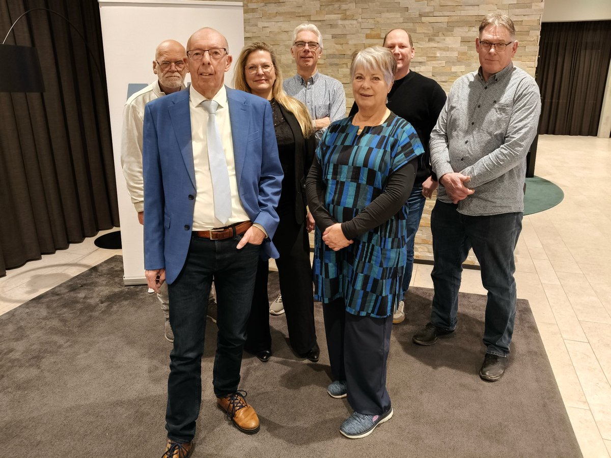 joclaessen's tweet photo. Met jullie stem op Aalst Waalre Belang gaan wij de komende raadsperiode verder bouwen aan een mooi Waalre en aan het behoud van de bestaanszekerheid en het welzijn van onze inwoners. Stem echt lokaal. Stem Aalst Waalre Belang. Wij maken het verschil. https://t.co/PaJgMRH020
