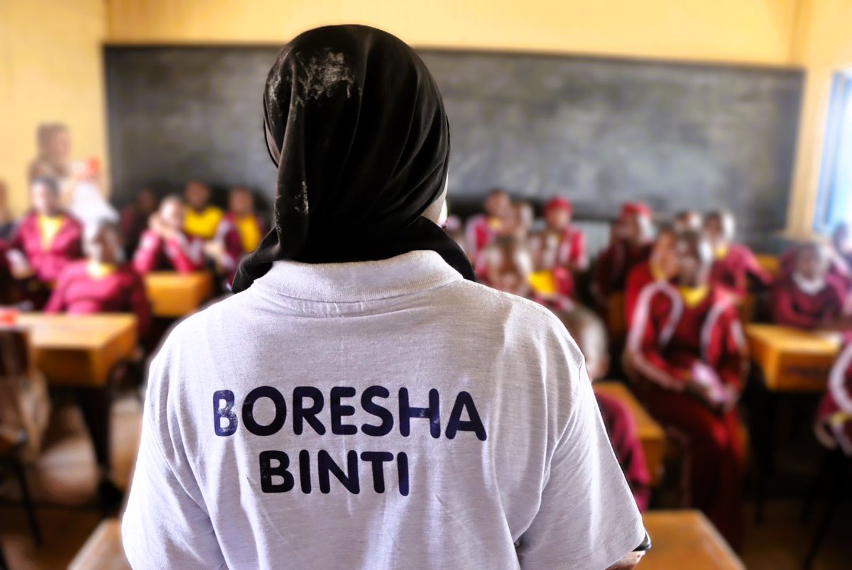 Polycom Girls 💛💙💖 tweet media