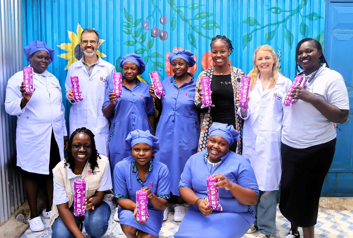 Polycom Girls 💛💙💖 tweet media