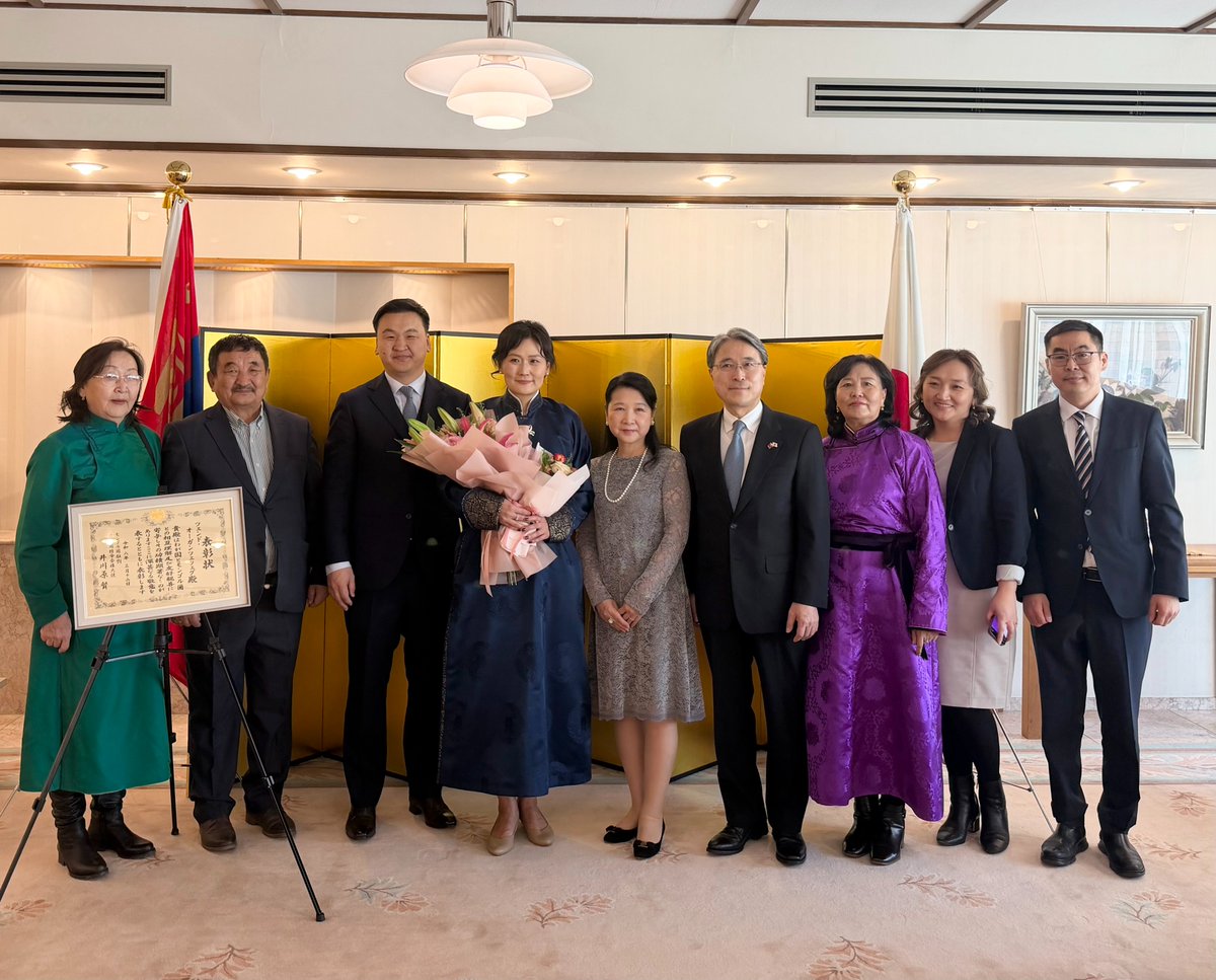 Японы Элчин Сайдын Яам tweet media