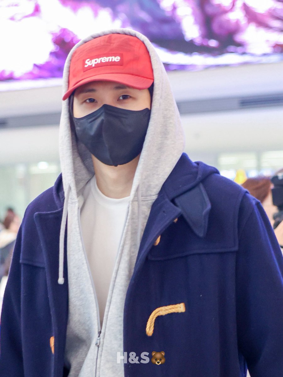 _hs0616's tweet photo. 260316 ICN 입국

#B1A4 #신우 #CNU https://t.co/87rZlwh8Ls