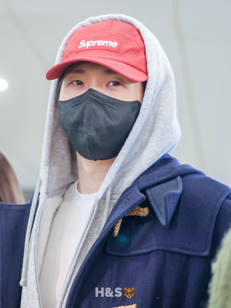 _hs0616's tweet photo. 260316 ICN 입국

#B1A4 #신우 #CNU https://t.co/87rZlwh8Ls