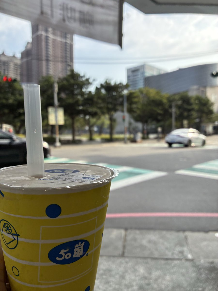 Bank237's tweet photo. 你好 https://t.co/6OTxaUd1nL